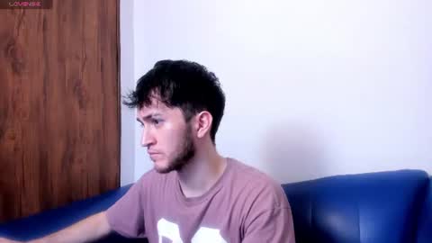 kavencastro online show from August 5, 3:20 am