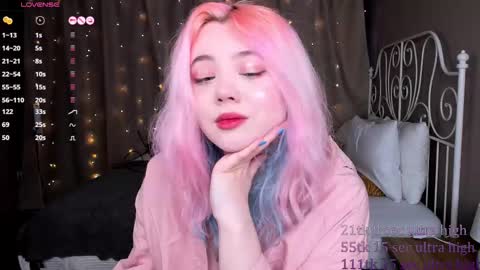 Yuki  online show from February 23, 11:55 am