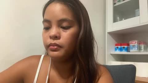 Snapshot of kawaiinova chatting on May 7, 4:40 am KawaiiMel online show from May 7, 4:40 am