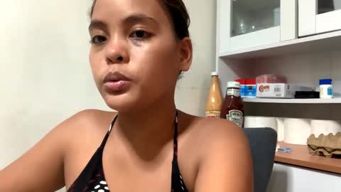 Snapshot of kawaiinova chatting on May 14, 7:15 am KawaiiMel online show from May 14, 7:15 am