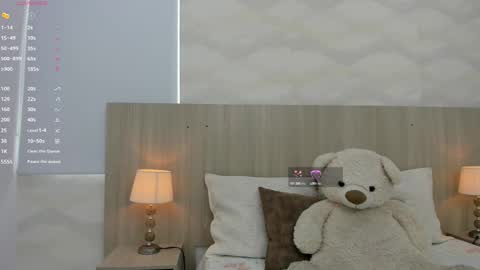   online show from October 11, 11:20 am