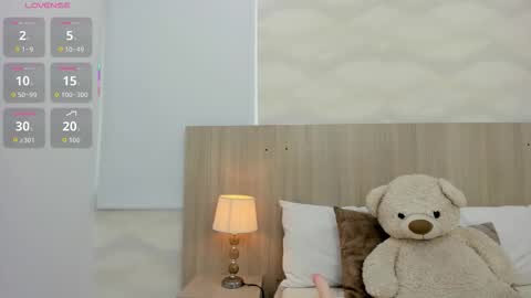   online show from November 18, 11:14 am