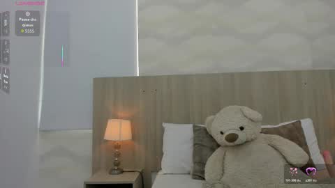   online show from November 24, 11:32 am