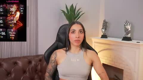 Snapshot of kayla_batista01 chatting on June 27, 11:15 am KAYLA BATISTA online show from June 27, 11:15 am