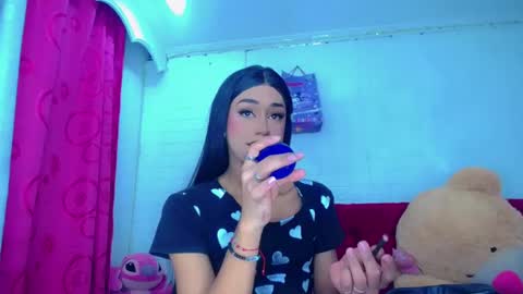 Snapshot of kayla_sexx chatting on March 28, 10:53 pm kayla_sexx online show from March 28, 10:53 pm