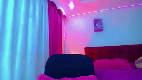 Snapshot of kayla_sexx chatting on March 31, 1:29 am kayla_sexx online show from March 31, 1:29 am