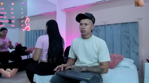 Snapshot of kaylaa_sex chatting on April 12, 1:27 pm kaylaa_sex online show from April 12, 1:27 pm