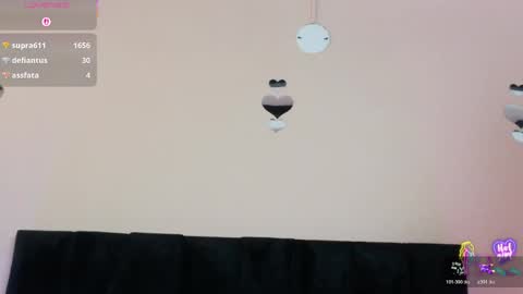 Snapshot of kaylaa_sex chatting on May 11, 4:04 pm kaylaa_sex online show from May 11, 4:04 pm