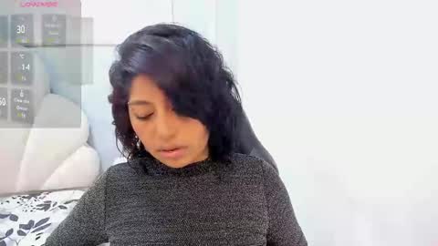 kaylachannell online show from February 14, 11:42 pm