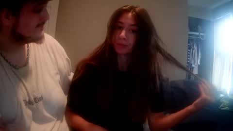 Snapshot of kaylaelizabeth97 chatting on April 3, 7:23 pm kaylaelizabeth97 online show from April 3, 7:23 pm