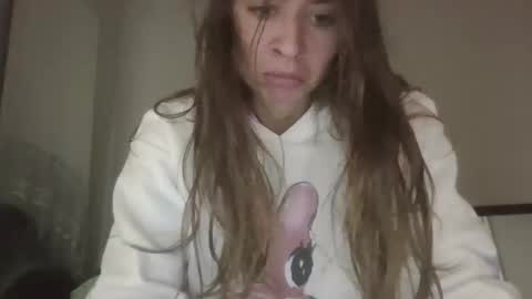 Snapshot of kaylaelizabeth97 chatting on April 12, 4:23 pm kaylaelizabeth97 online show from April 12, 4:23 pm