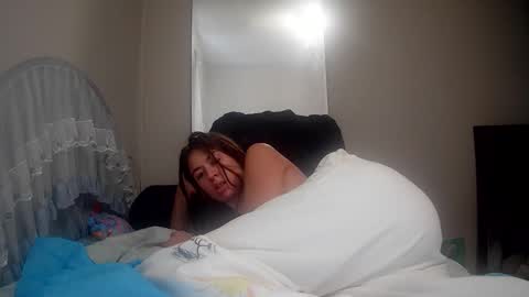 Snapshot of kaylaelizabeth97 chatting on April 13, 4:23 pm kaylaelizabeth97 online show from April 13, 4:23 pm