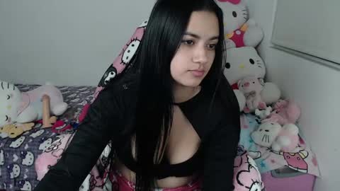 Kayla online show from May 21, 2:51 am
