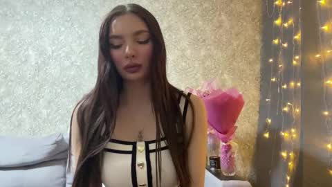 Veya online show from February 12, 2:23 pm