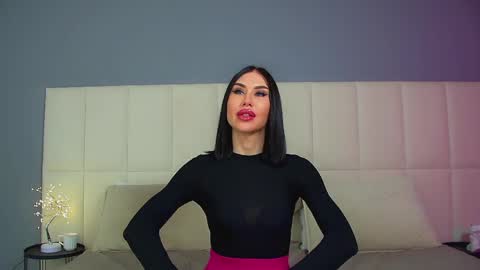 Kayla online show from May 30, 7:55 pm