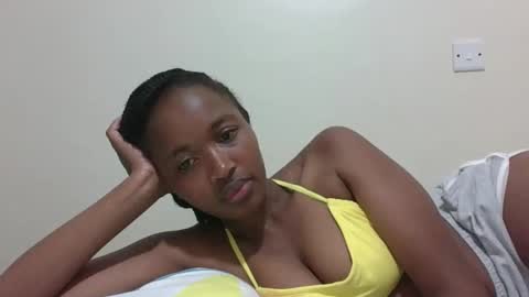 kaylar online show from February 1, 1:04 am