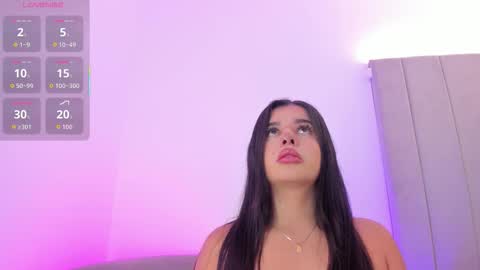 Kayla online show from October 6, 7:11 pm