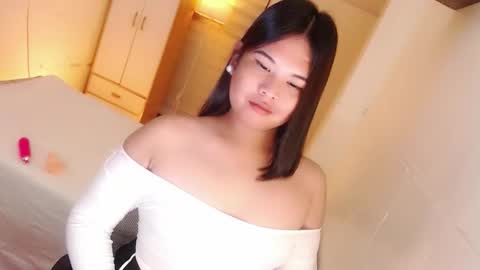 Y O U R        F U T U R E       K A Y L E E  online show from September 29, 6:02 pm