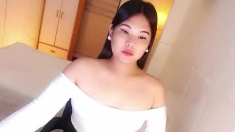 Y O U R        F U T U R E       K A Y L E E  online show from October 17, 7:49 pm