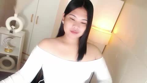 Snapshot of kayleepinay chatting on February 4, 9:20 pm Y O U R F U T U R E K A Y L E E online show from February 4, 9:20 pm