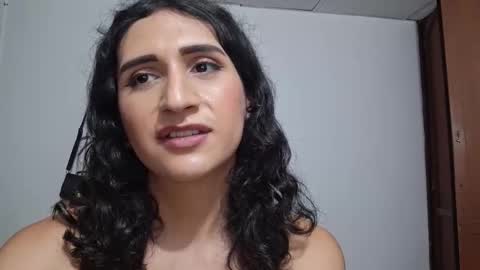 Kaylee Sims online show from November 10, 8:57 am