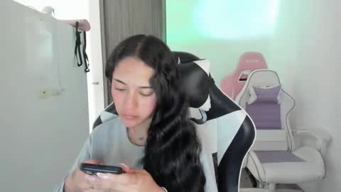 kaylie online show from September 24, 11:24 am