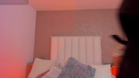 kayliebrooks online show from November 12, 8:08 pm