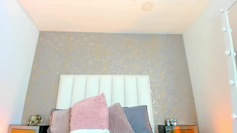 kayliebrooks online show from March 23, 1:59 pm