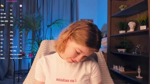 Hi Im Arina 3 online show from September 13, 9:25 pm