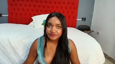 Snapshot of kayna_gomez chatting on December 29, 10:47 pm Kayna online show from December 29, 10:47 pm