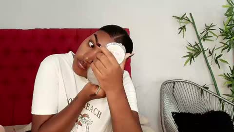 Kayna online show from July 24, 7:01 pm