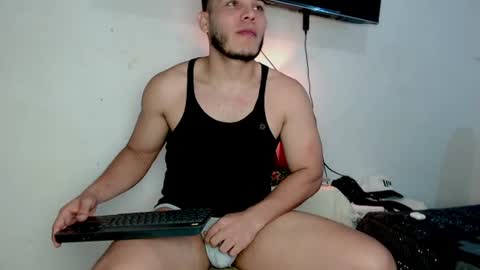 Snapshot of kayrohex chatting on June 17, 3:24 pm kayrohex online show from June 17, 3:24 pm