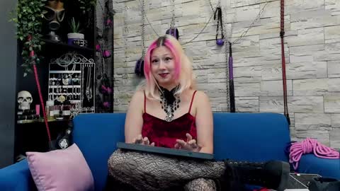 Miss Kazia online show from January 3, 12:43 am