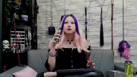 Miss Kazia online show from November 19, 3:01 pm