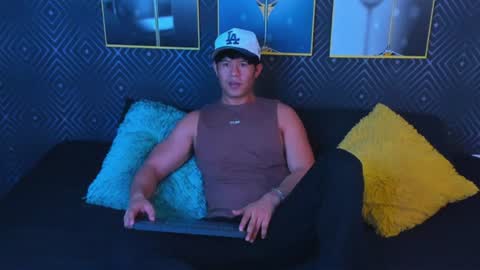 Snapshot of kazuya_nakamura chatting on July 31, 3:50 am kazuya online show from July 31, 3:50 am