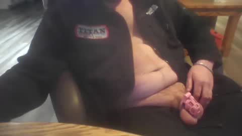 kchristi325 online show from February 2, 9:45 pm