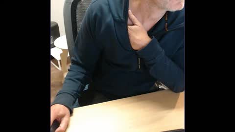 kcirt17225058 online show from October 22, 4:18 pm