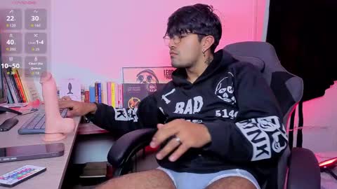 Snapshot of kcleiton chatting on March 27, 8:26 am Alfred - INDEPENDIENT MODEL online show from March 27, 8:26 am