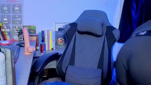 Snapshot of kcleiton chatting on March 28, 7:08 am Alfred - INDEPENDIENT MODEL online show from March 28, 7:08 am