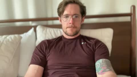 Snapshot of kd9dash3point8 chatting on April 11, 9:30 pm kd9dash3point8 online show from April 11, 9:30 pm