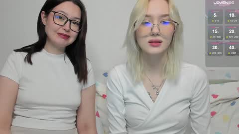 Seb Polly Roxy Jonny online show from December 16, 2:57 am