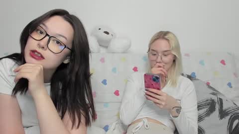 Seb Polly Roxy Jonny online show from December 16, 12:06 pm