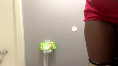 Snapshot of keeganlife chatting on December 13, 7:04 am keeganlife online show from December 13, 7:04 am