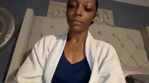 Snapshot of keephimcum69me chatting on October 15, 10:26 am Keephimcum69me online show from October 15, 10:26 am