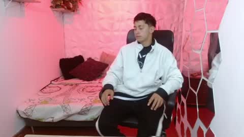 Kei online show from March 30, 11:33 am