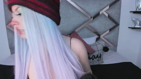 Keidy Monday to Saturday from 200 pm to 810pm  UTC-5 Colombia Time online show from February 5, 7:10 pm