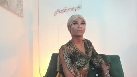 Keila  online show from June 21, 8:44 pm