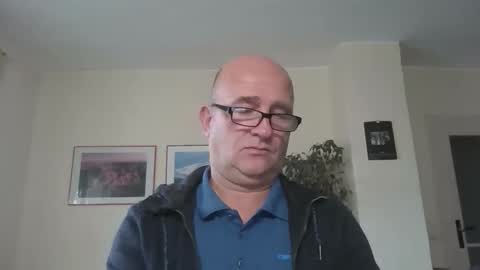 Snapshot of keilie1 chatting on October 14, 8:15 am keilie1 online show from October 14, 8:15 am