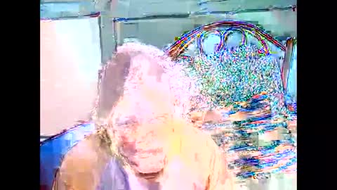 Snapshot of keillar_1024 chatting on February 2, 11:09 am keillar_1024 online show from February 2, 11:09 am