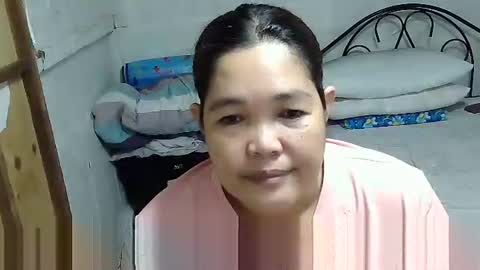 Snapshot of keillar_1024 chatting on March 27, 2:39 am keillar_1024 online show from March 27, 2:39 am